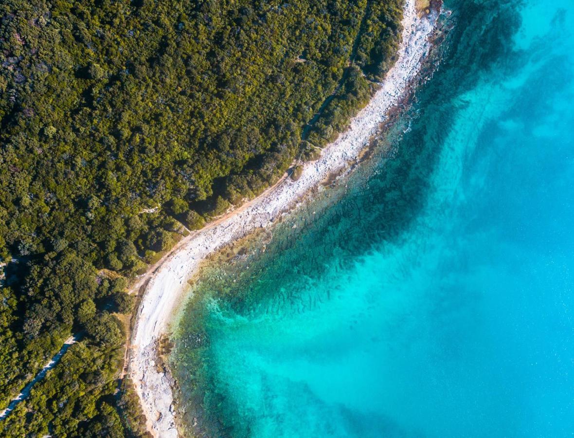 Villa Elena Deluxe Mit Whirlpool Und Beheiztem Pool Am Meer Und Wunderschoenen Blick Auf Die Brijuni Inseln Fažana Extérieur photo